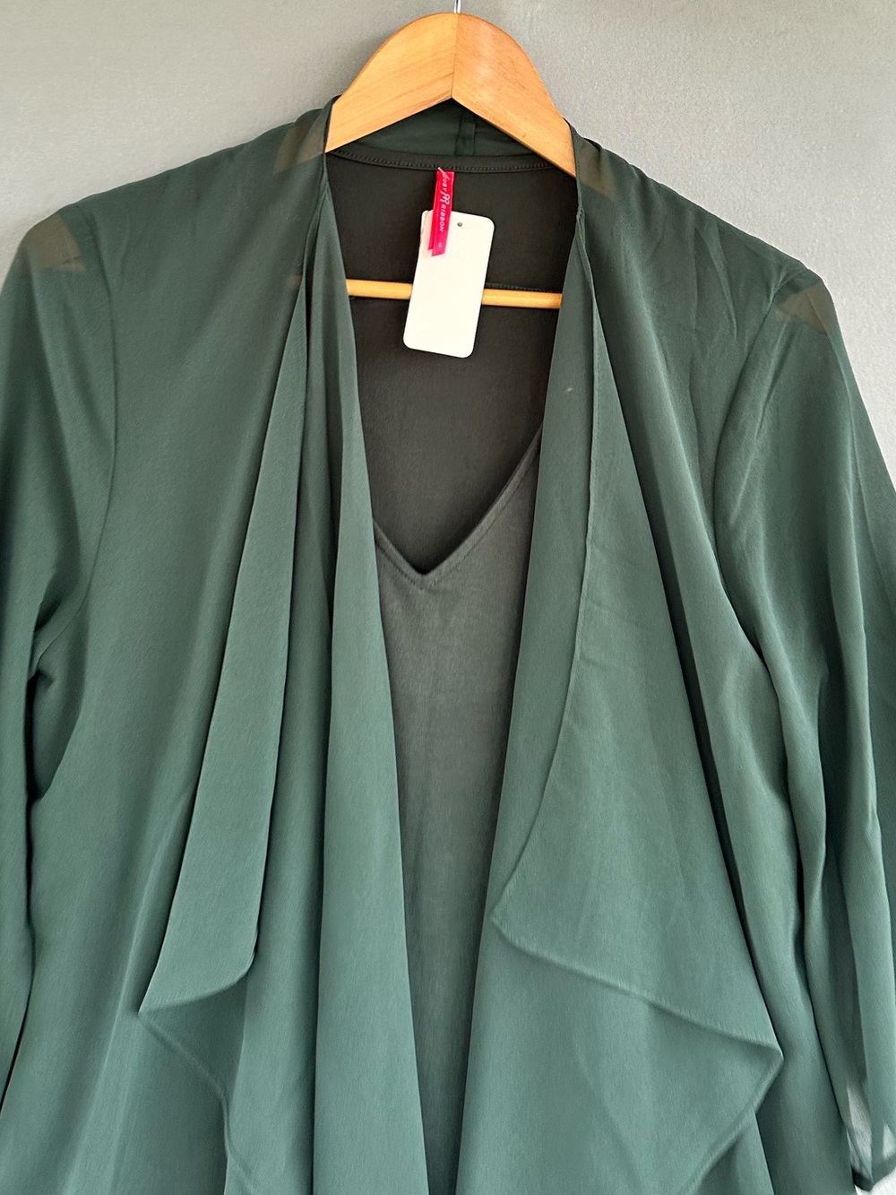 ๐5 for $45๐ Ruby Ribbon top blouse size S - Picture 3 of 7